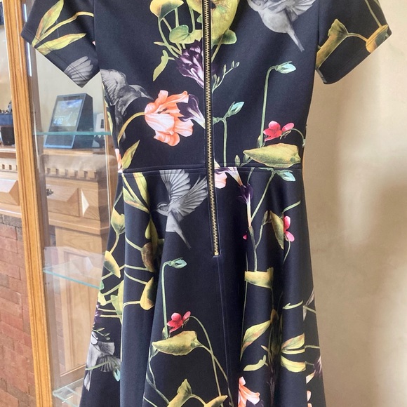 Ted Baker brings delightful print mainstream. - Picture 2 of 4